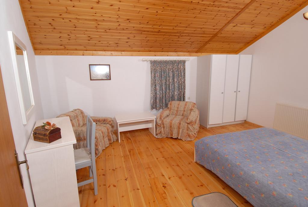 Starvillas Apartments And Studios Agia Efimia Ngoại thất bức ảnh